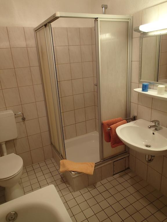 Schapers Ferienwohnungen Emmerthal Szoba fotó